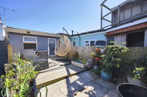 Photo 16- click for photo gallery